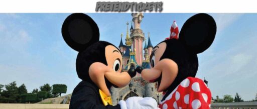 Mickey & Minnie at the Disneyland Paris Castle